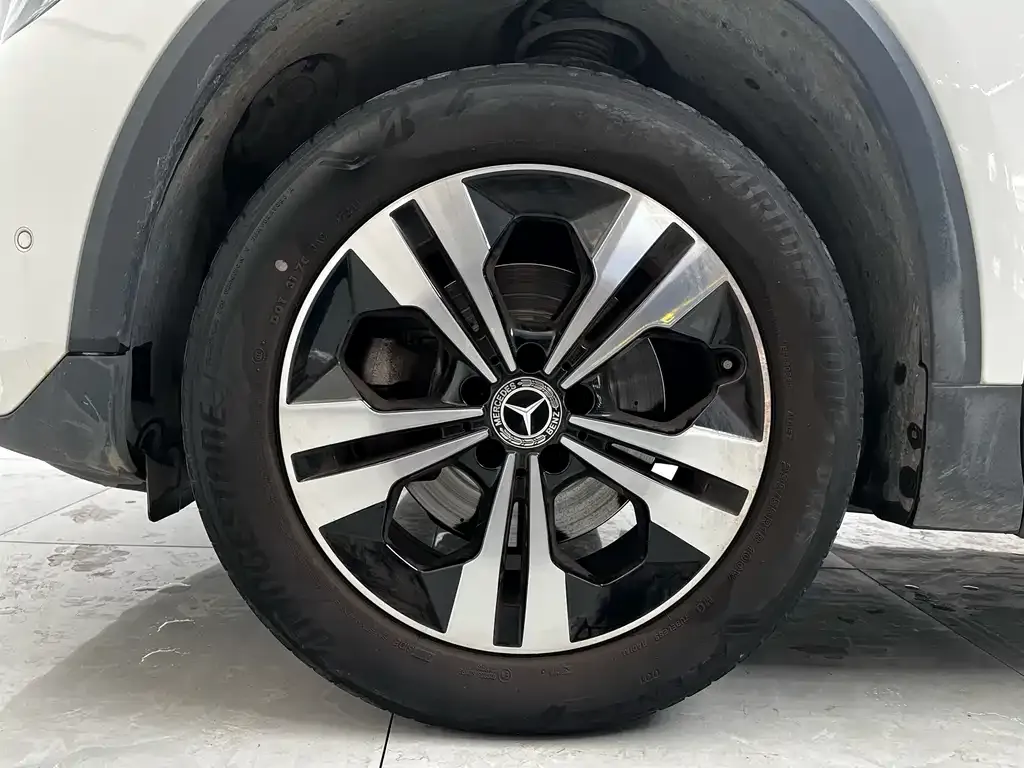 Mercedes-Benz GLA — фото 7