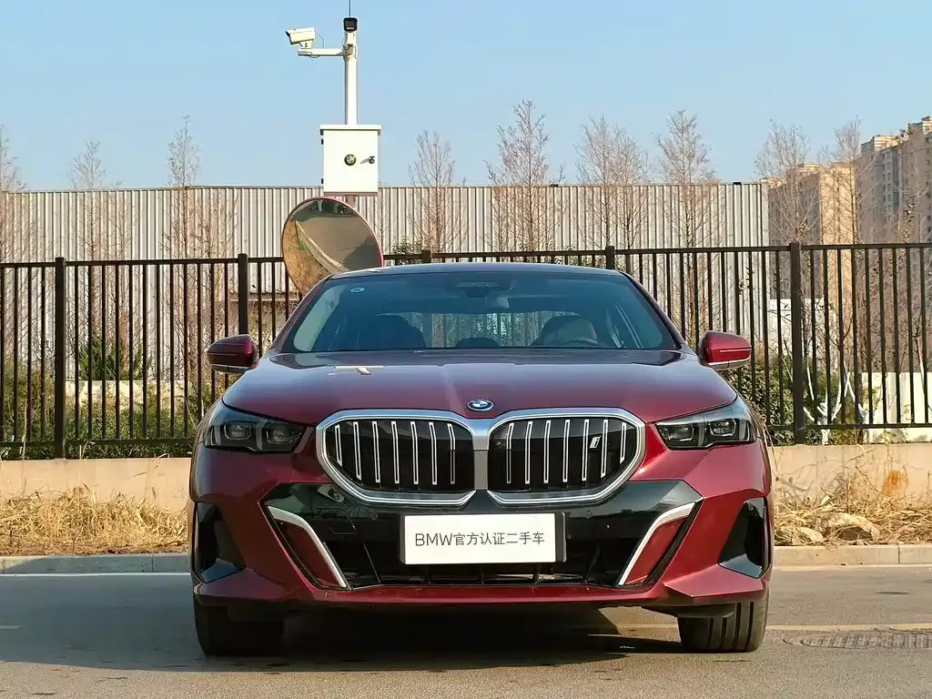 BMW i5 — фото 10