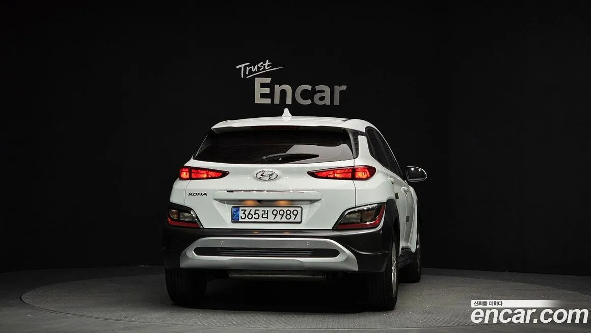 Hyundai Kona — фото 2