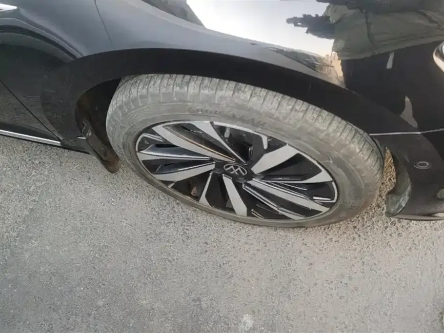 Volkswagen Passat — фото 8