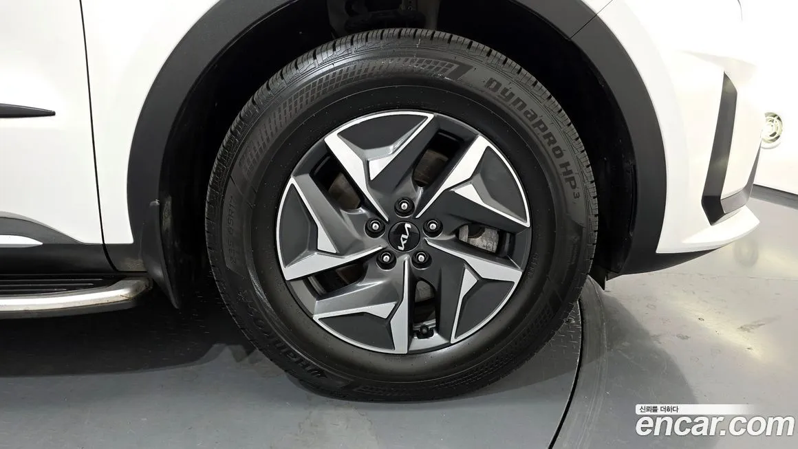 Kia Sorento — фото 5