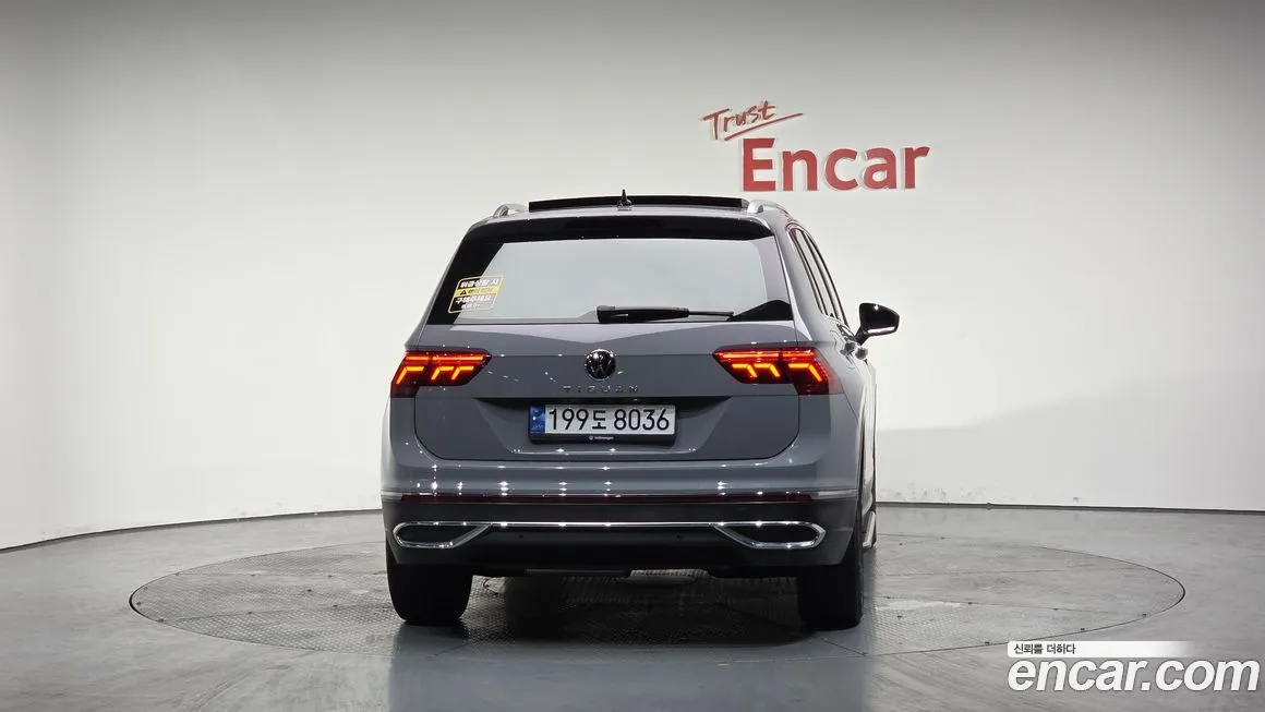 Volkswagen Tiguan — фото 8