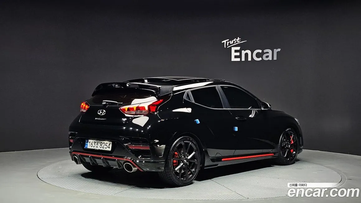 Hyundai Veloster — фото 3