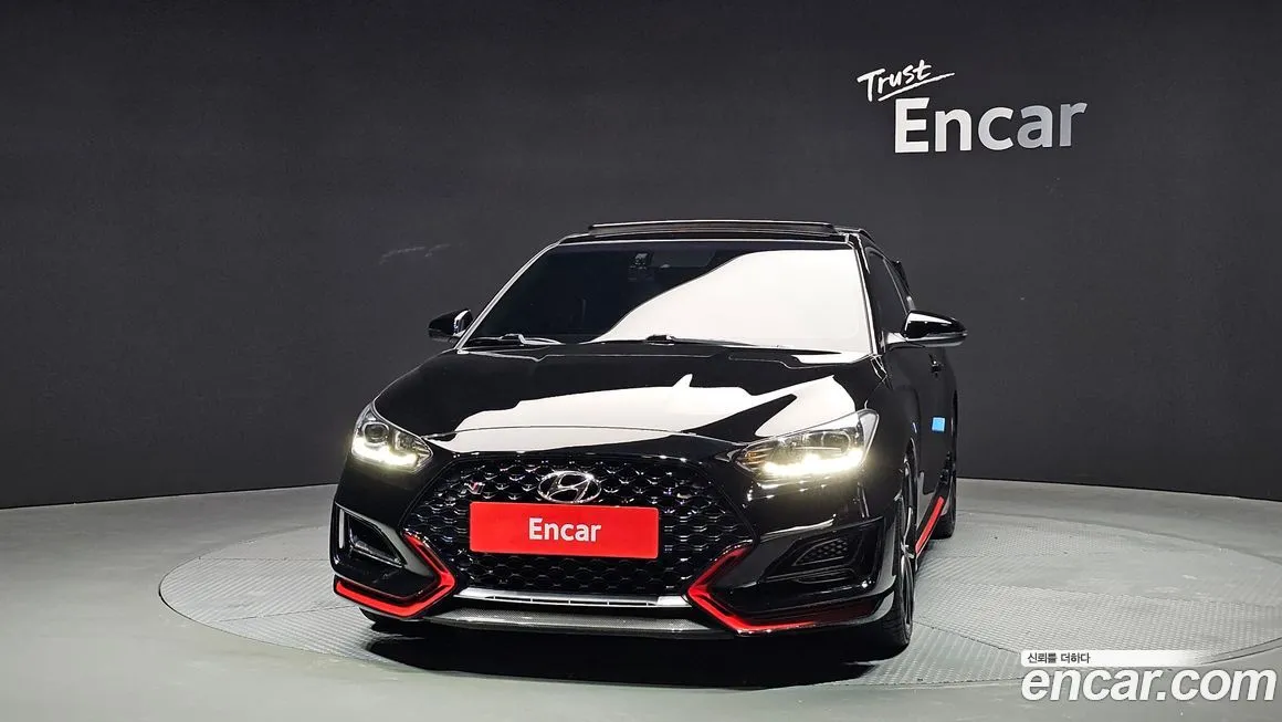 Hyundai Veloster — фото 2
