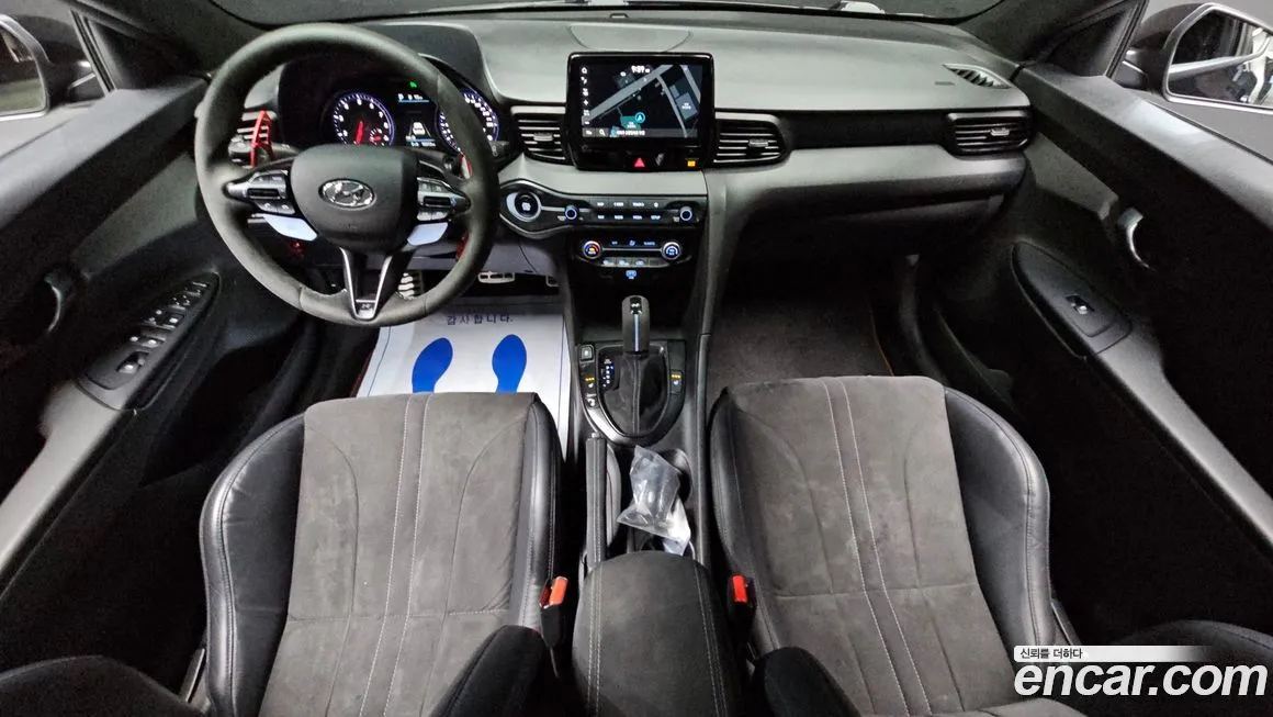 Hyundai Veloster — фото 6
