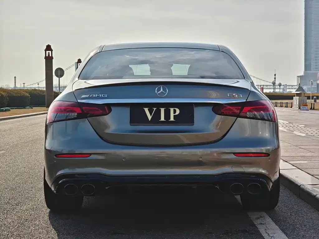 Mercedes-Benz E-Class AMG — фото 3