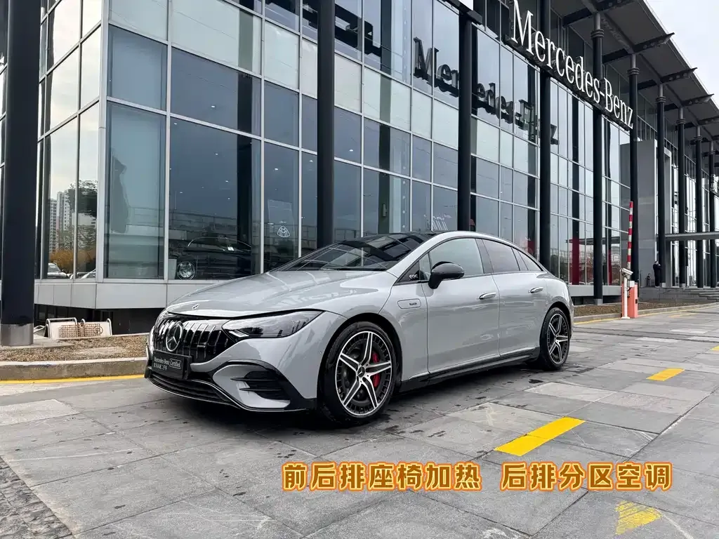 Mercedes-Benz EQE AMG — фото 1