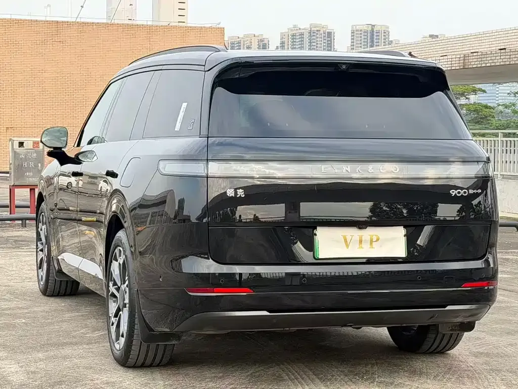 Lynk & Co 900 — фото 4