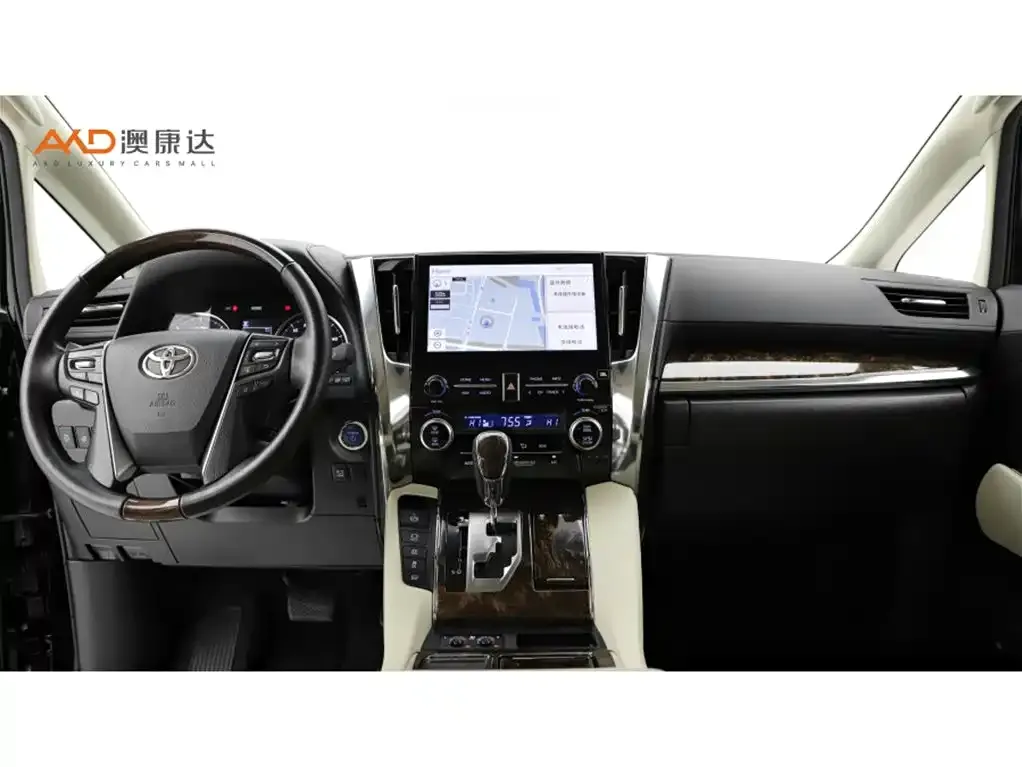 Toyota Alphard — фото 8