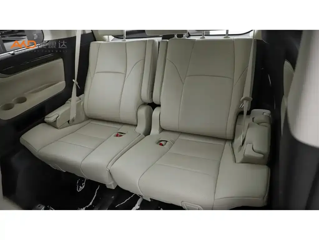 Toyota Alphard — фото 4