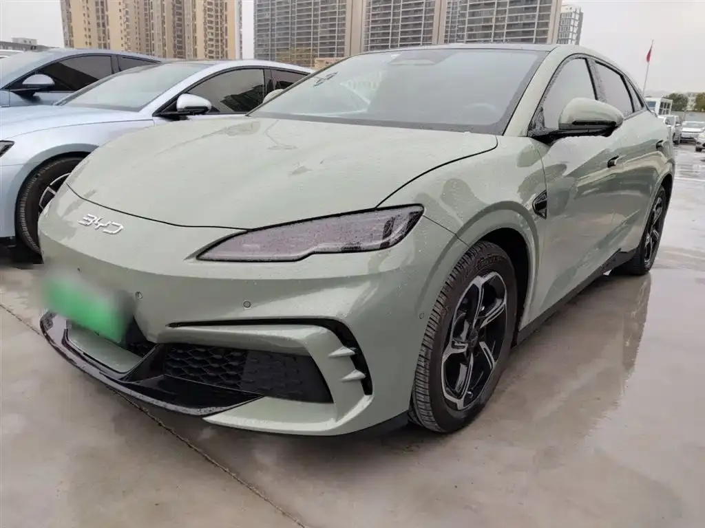 BYD Seal 06GT — фото 10