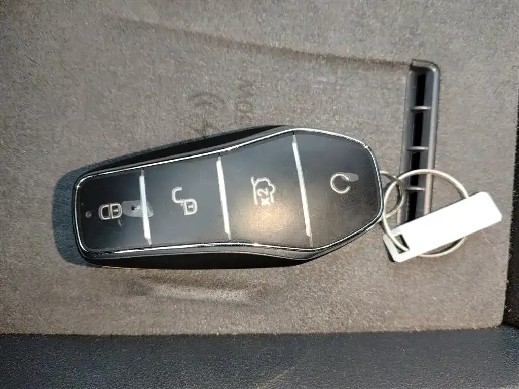 BYD Seal 06GT — фото 7