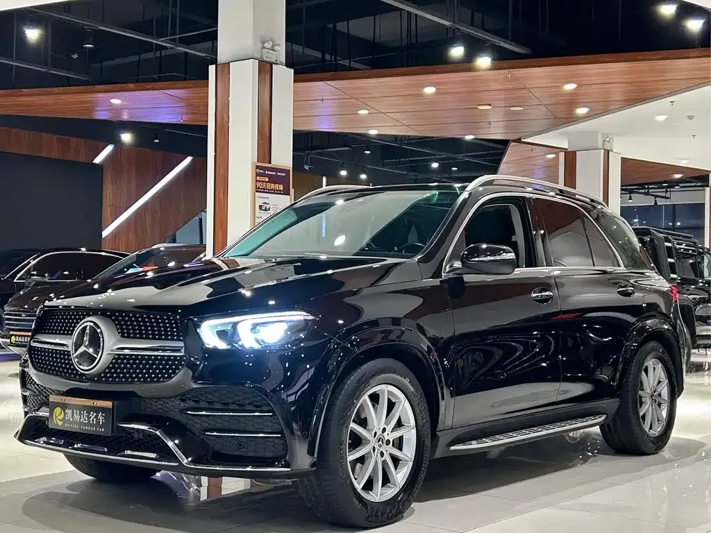 Mercedes-Benz GLE — фото 1