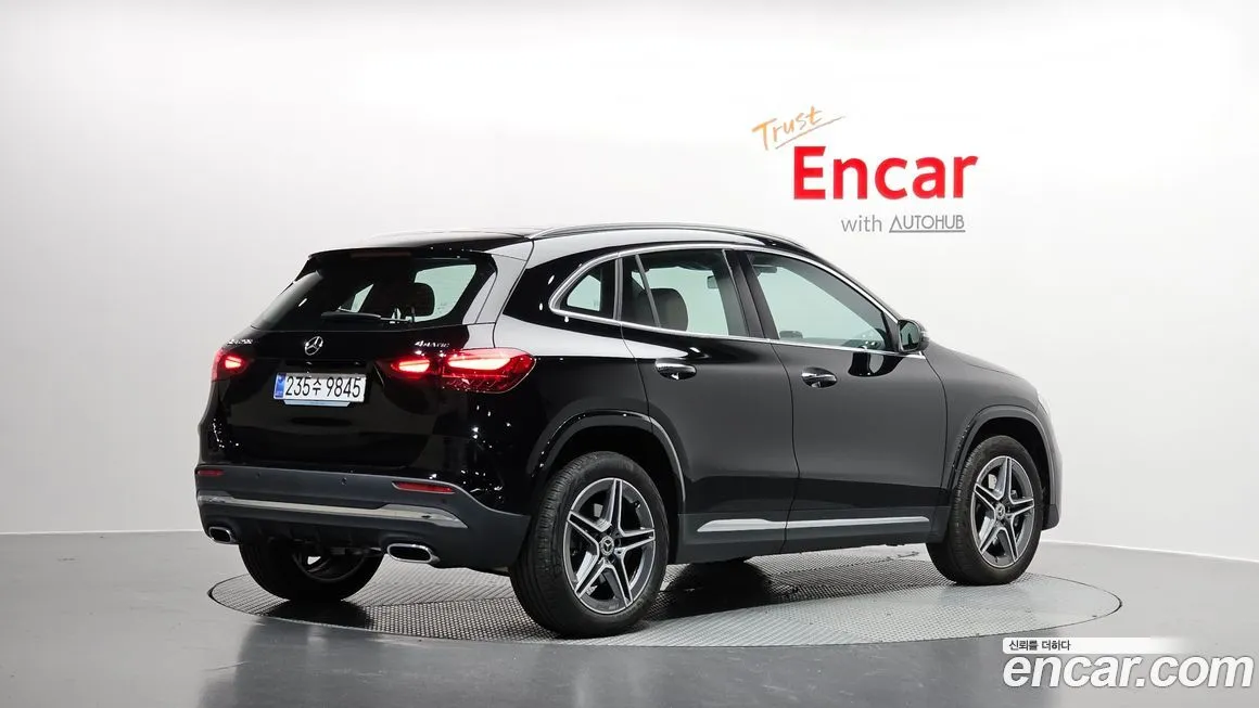 Mercedes-Benz GLA-Class — фото 6