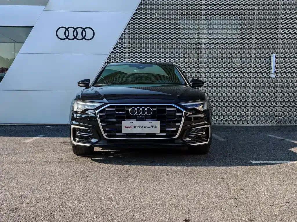 Audi A6L — фото 8