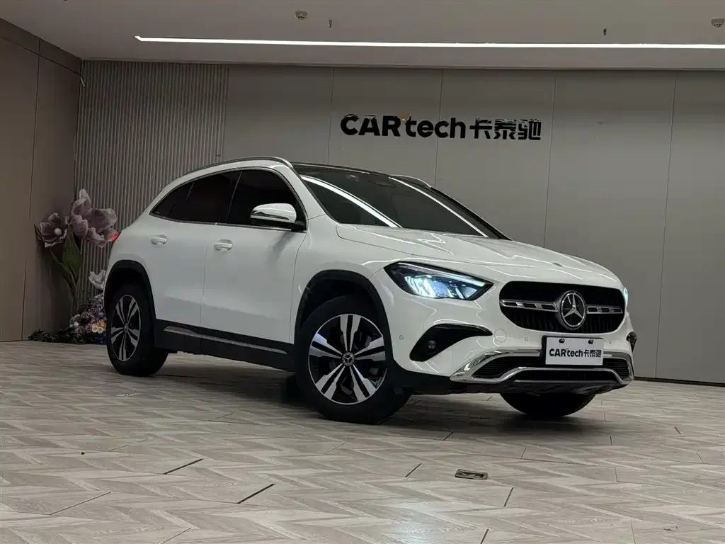Mercedes-Benz GLA — фото 7
