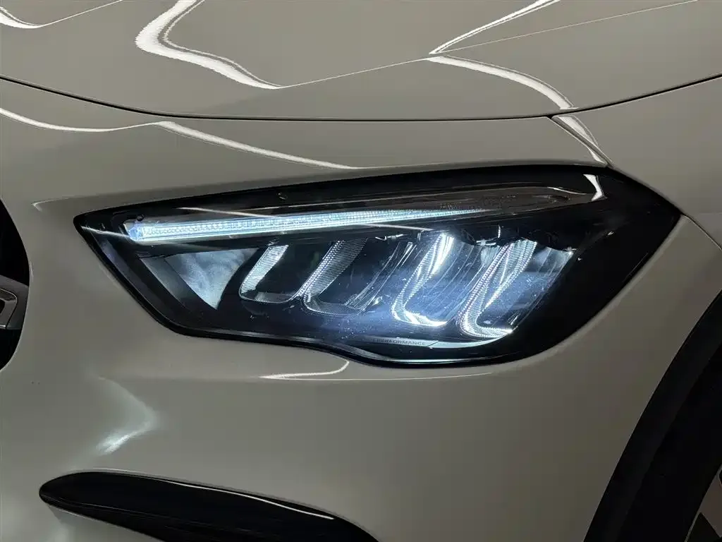 Mercedes-Benz GLA — фото 4