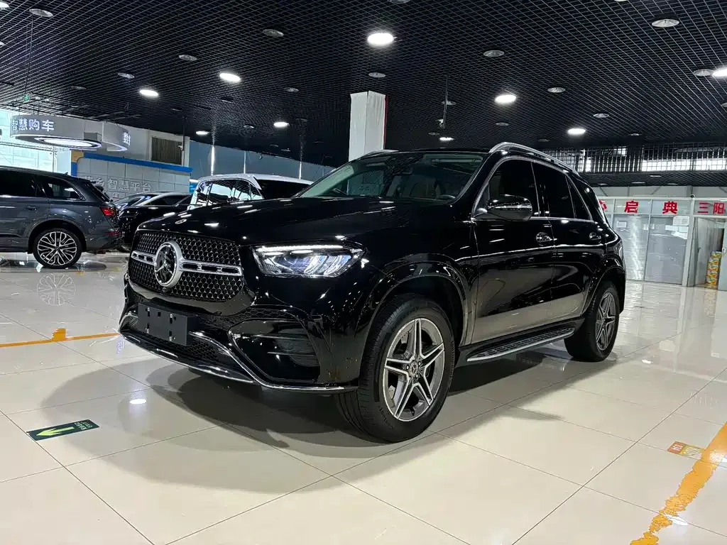 Mercedes-Benz GLE — фото 1