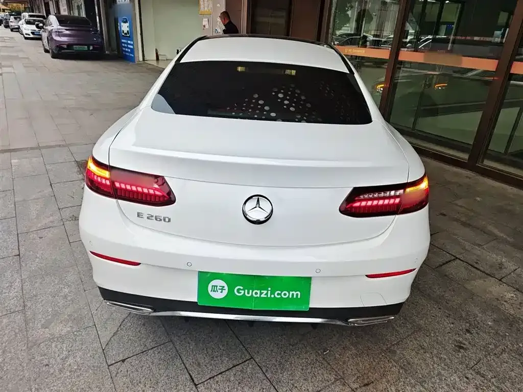 Mercedes-Benz E-Class (Import) — фото 10