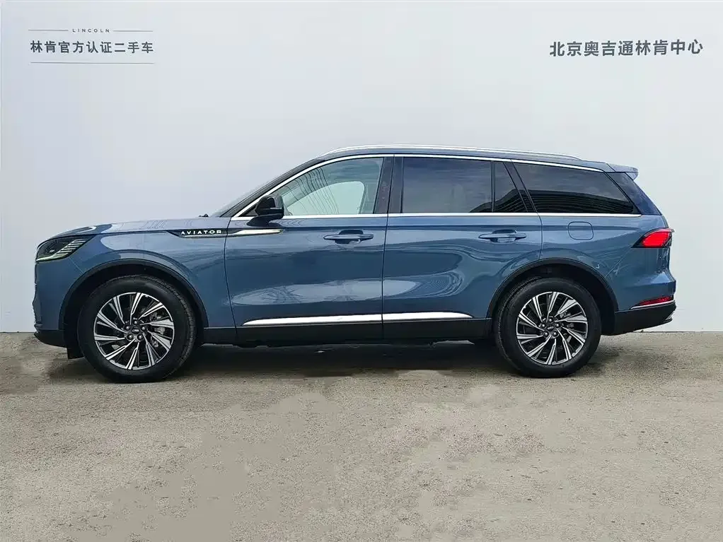 Lincoln Aviator — фото 10