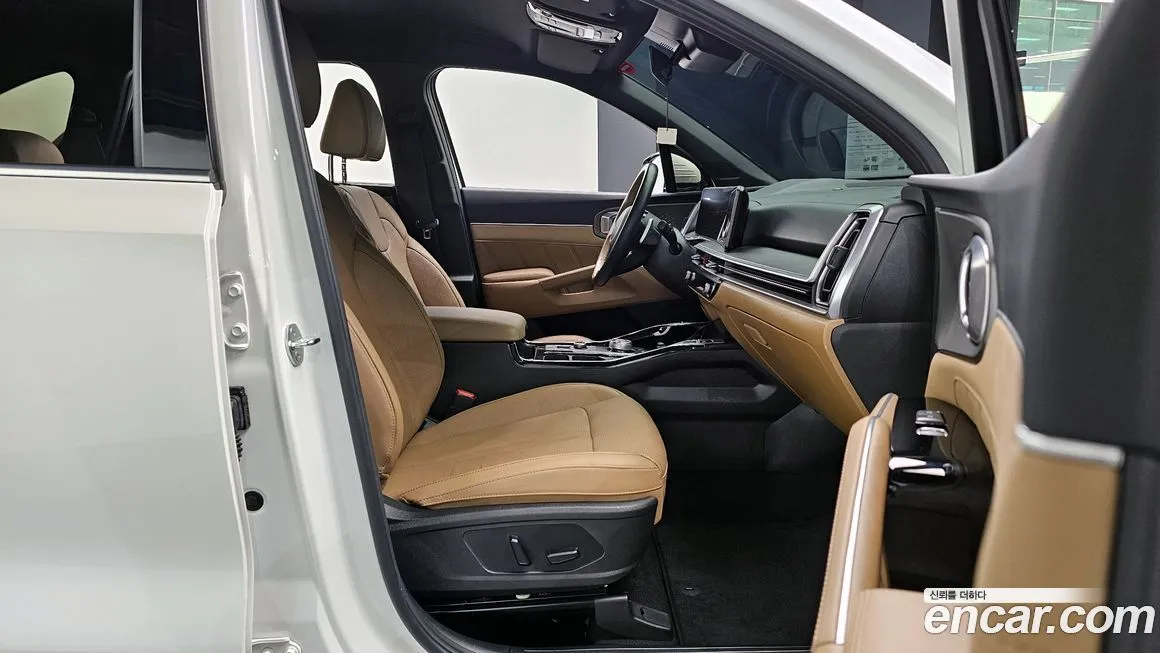 Kia Sorento — фото 10