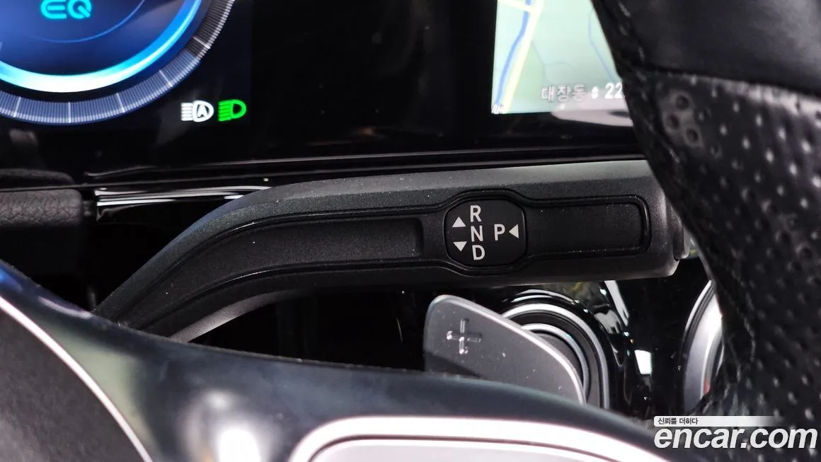 Mercedes-Benz EQA — фото 9