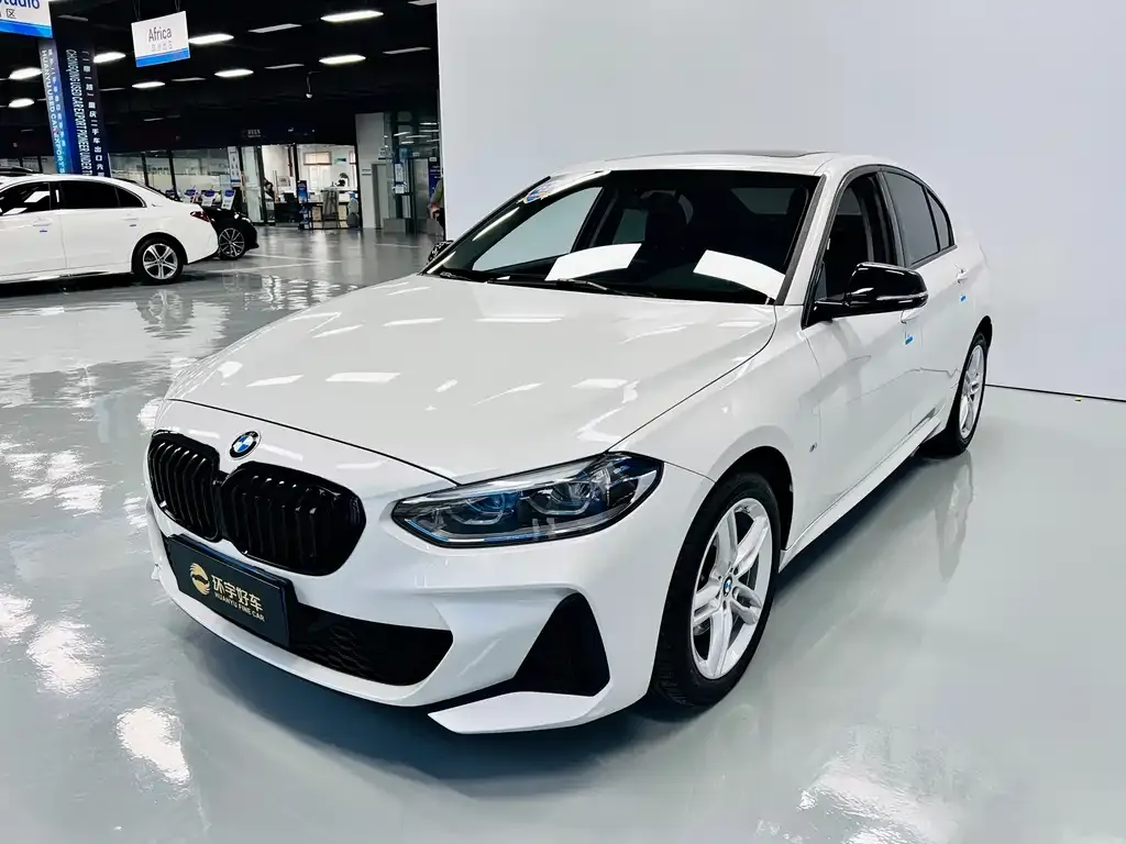 BMW 1 Series — фото 1