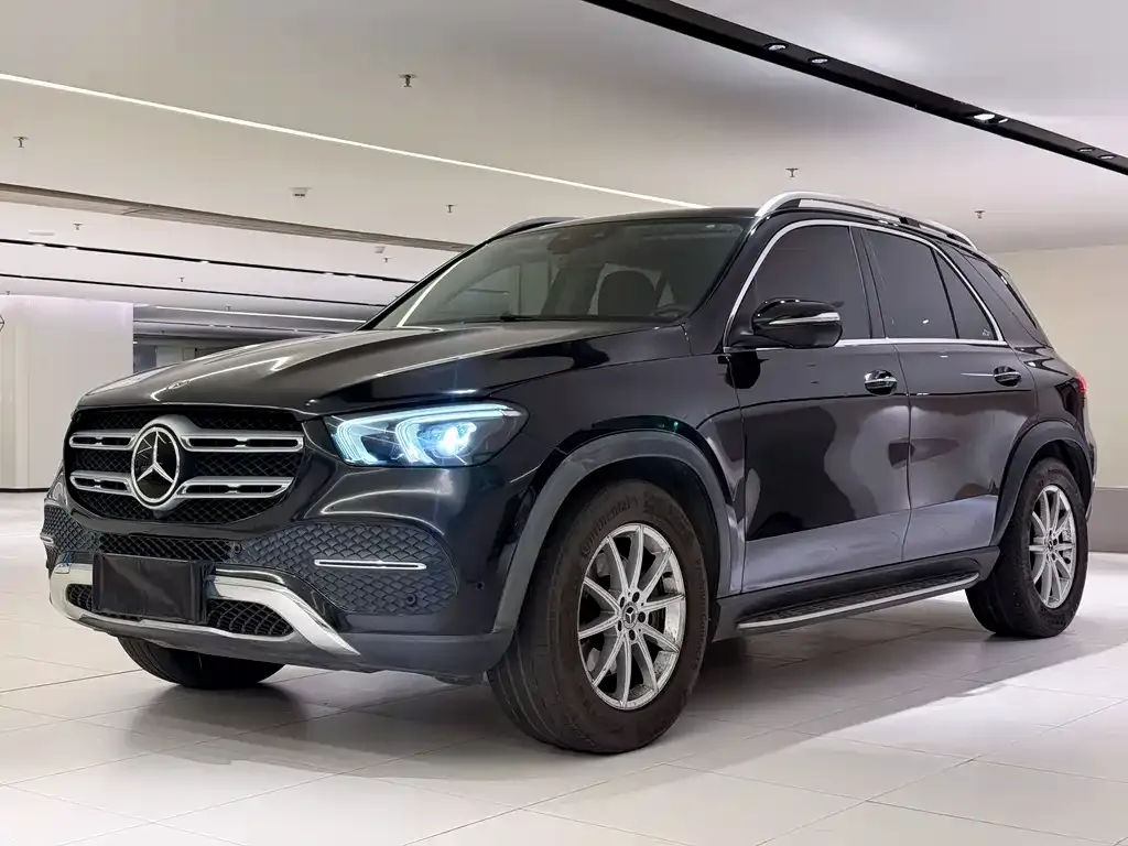 Mercedes-Benz GLE — фото 1