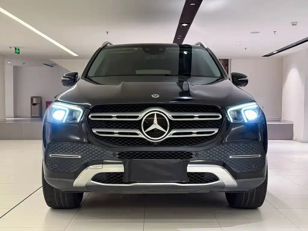 Mercedes-Benz GLE — фото 10