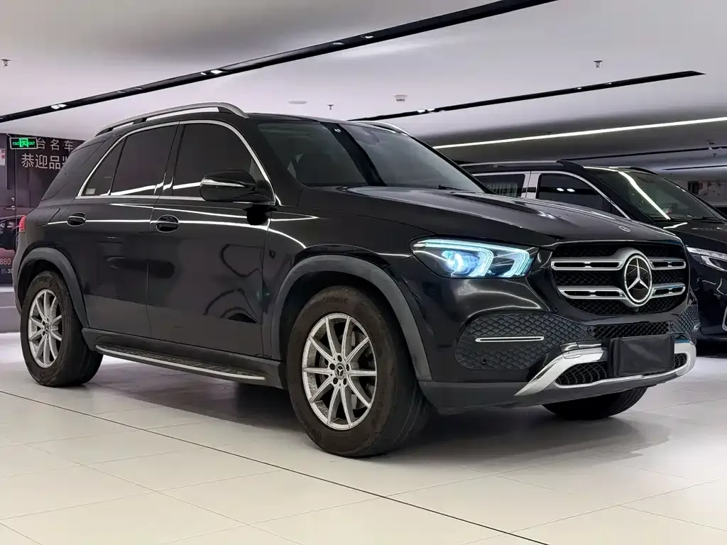 Mercedes-Benz GLE — фото 6