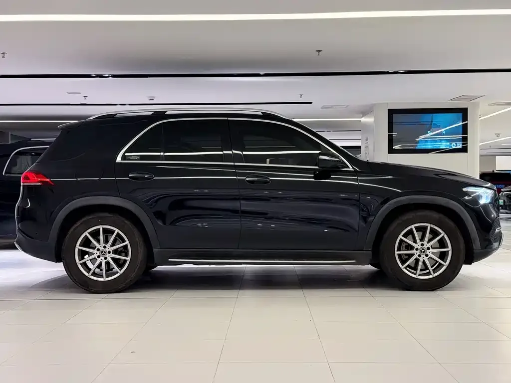 Mercedes-Benz GLE — фото 3