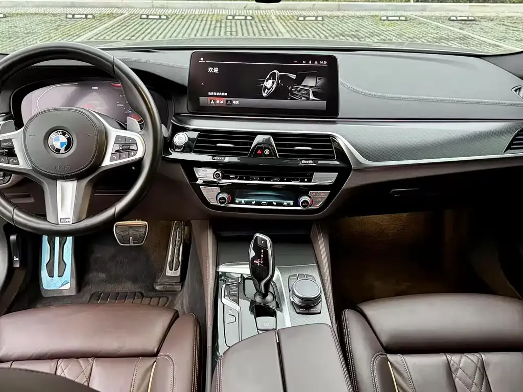 BMW 5 Series (Import) — фото 10