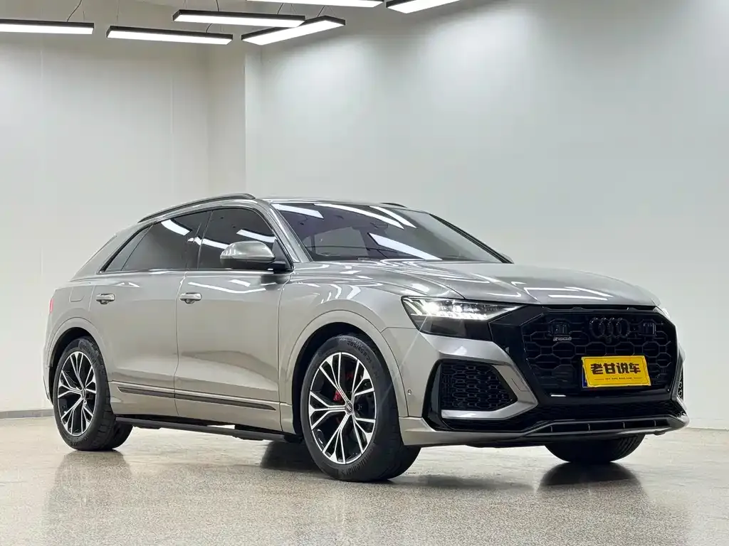 Audi Q8 — фото 3