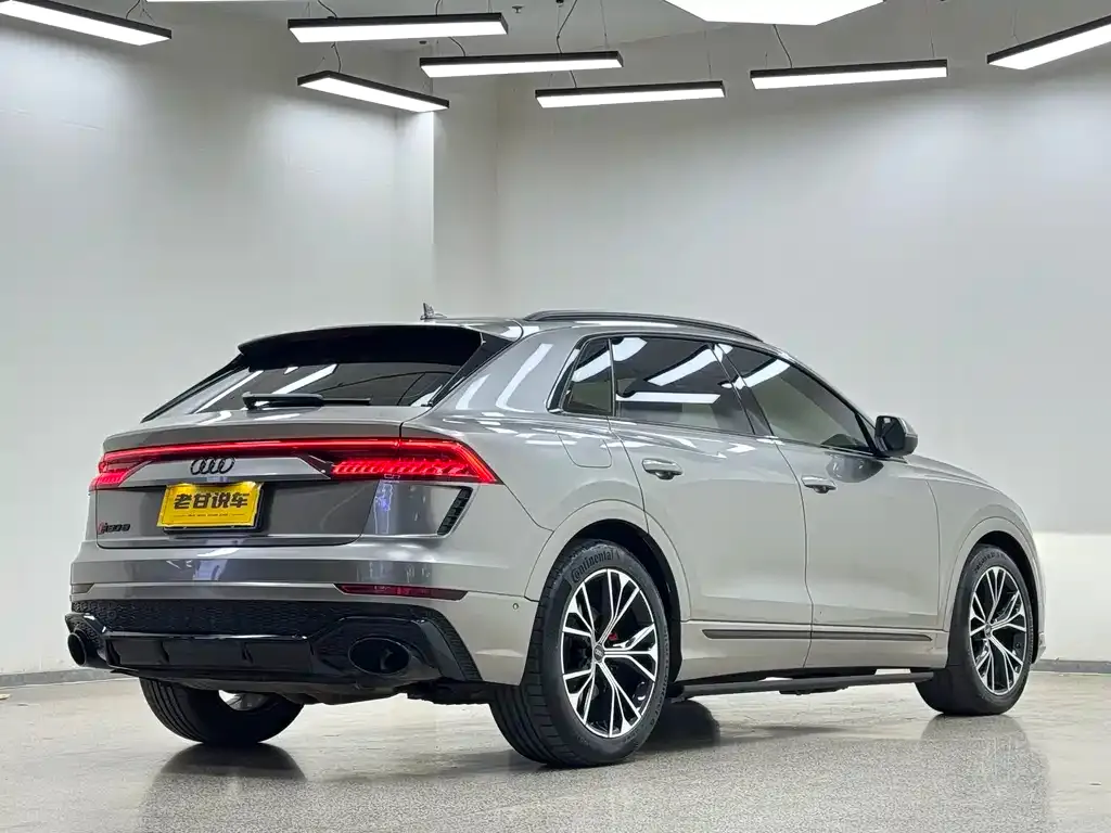 Audi Q8 — фото 5