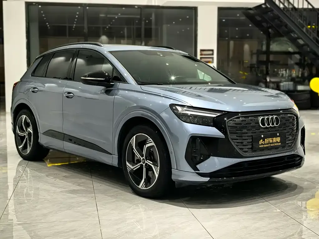 Audi Q4 e-tron — фото 3