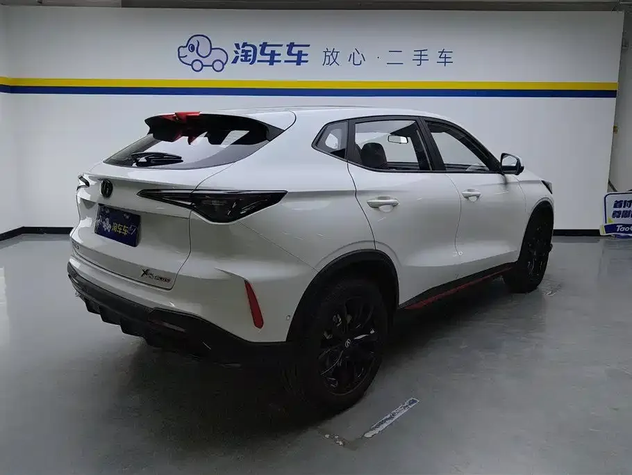Changan X5 PLUS — фото 3