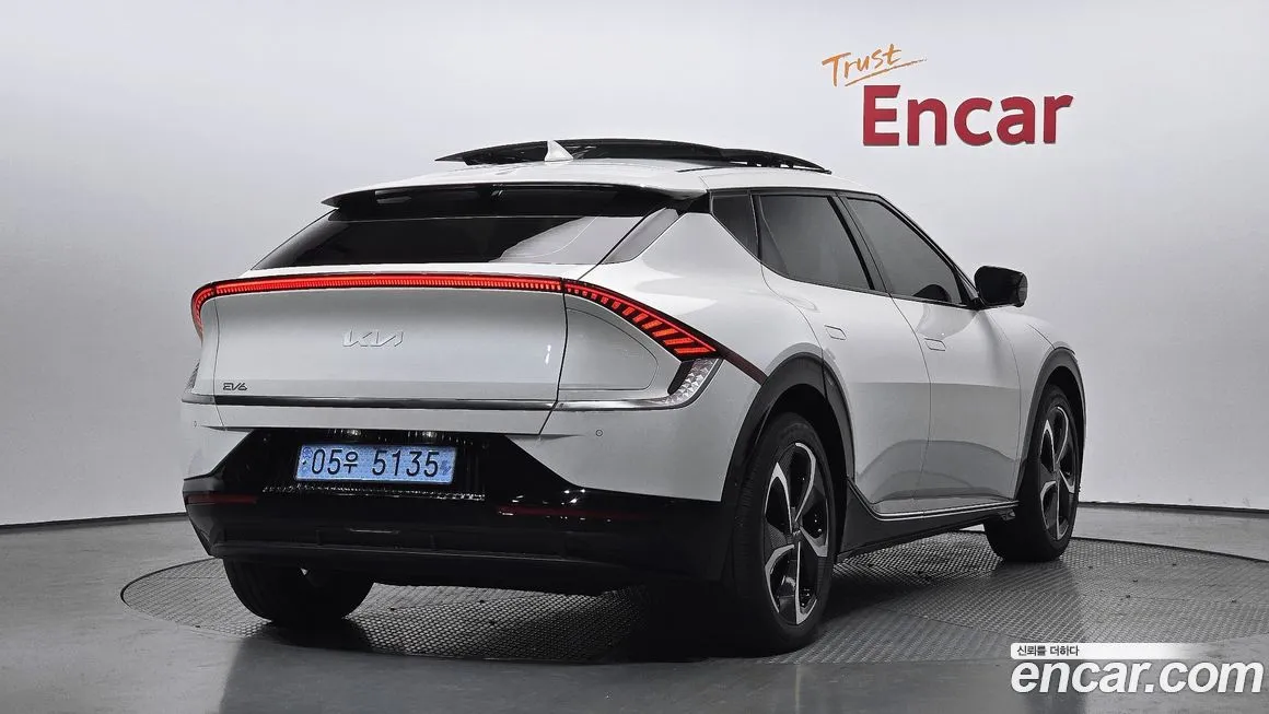 Kia EV6 — фото 3
