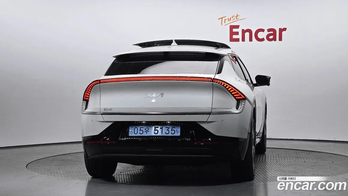 Kia EV6 — фото 2
