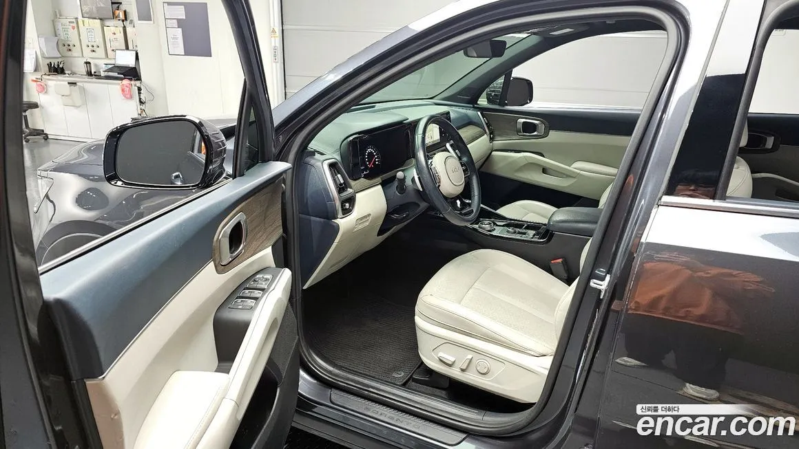 Kia Sorento — фото 10