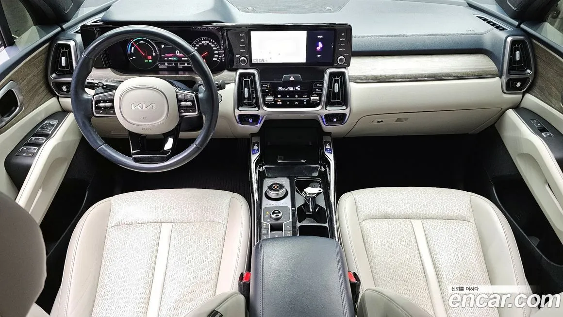 Kia Sorento — фото 7
