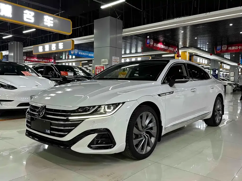 Volkswagen CC — фото 1