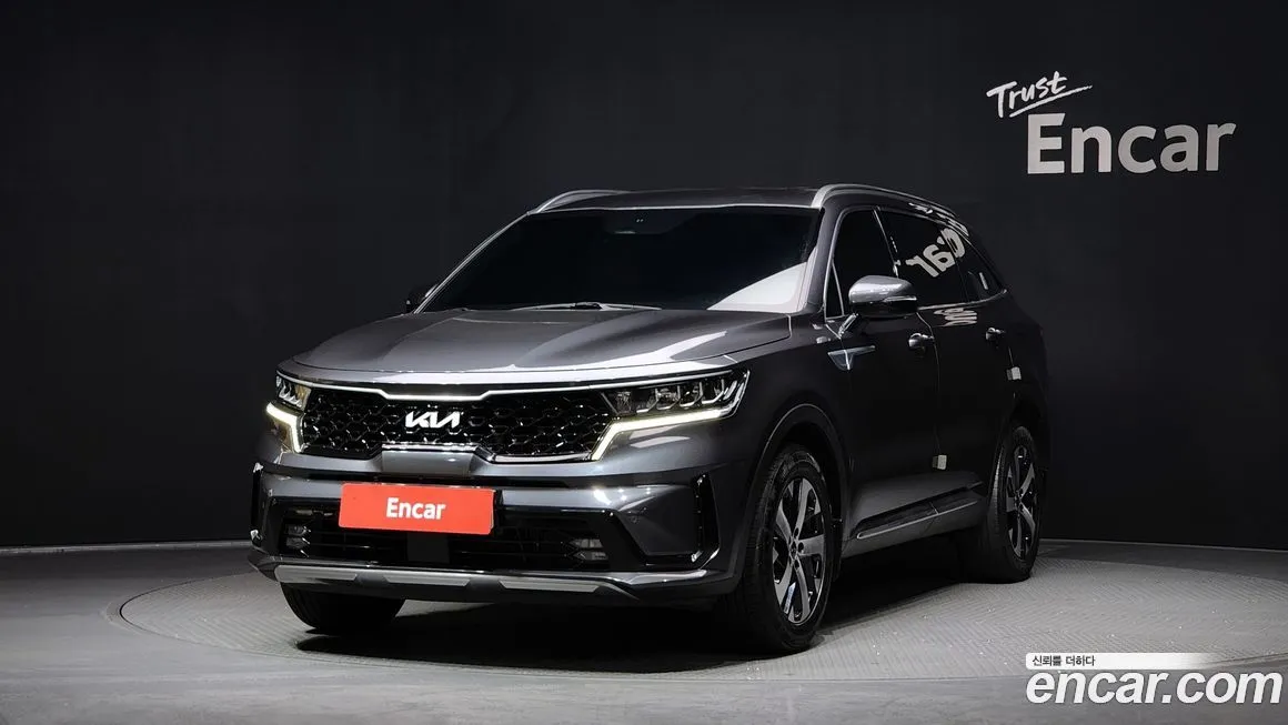 Kia Sorento — фото 1