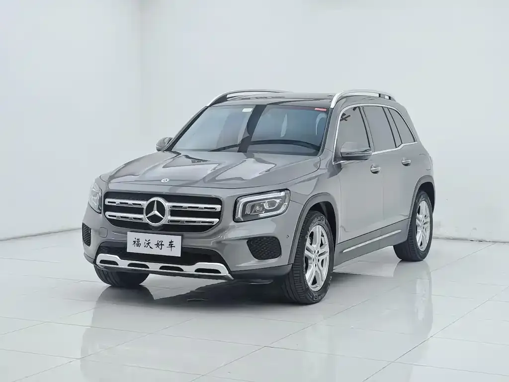 Mercedes-Benz GLB — фото 1