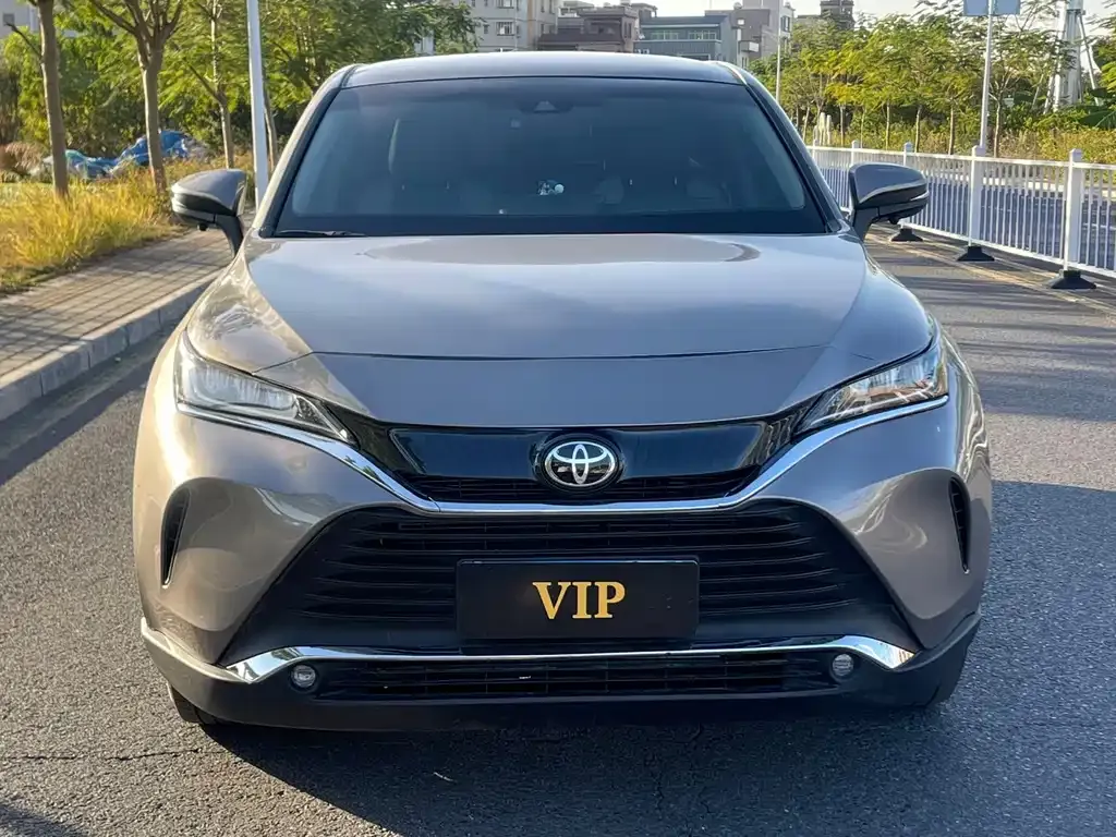 Toyota Harrier — фото 7