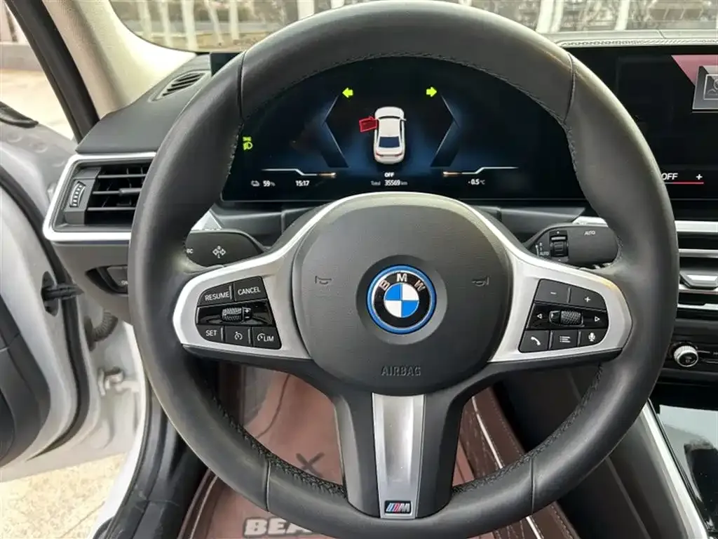 BMW i3 — фото 4