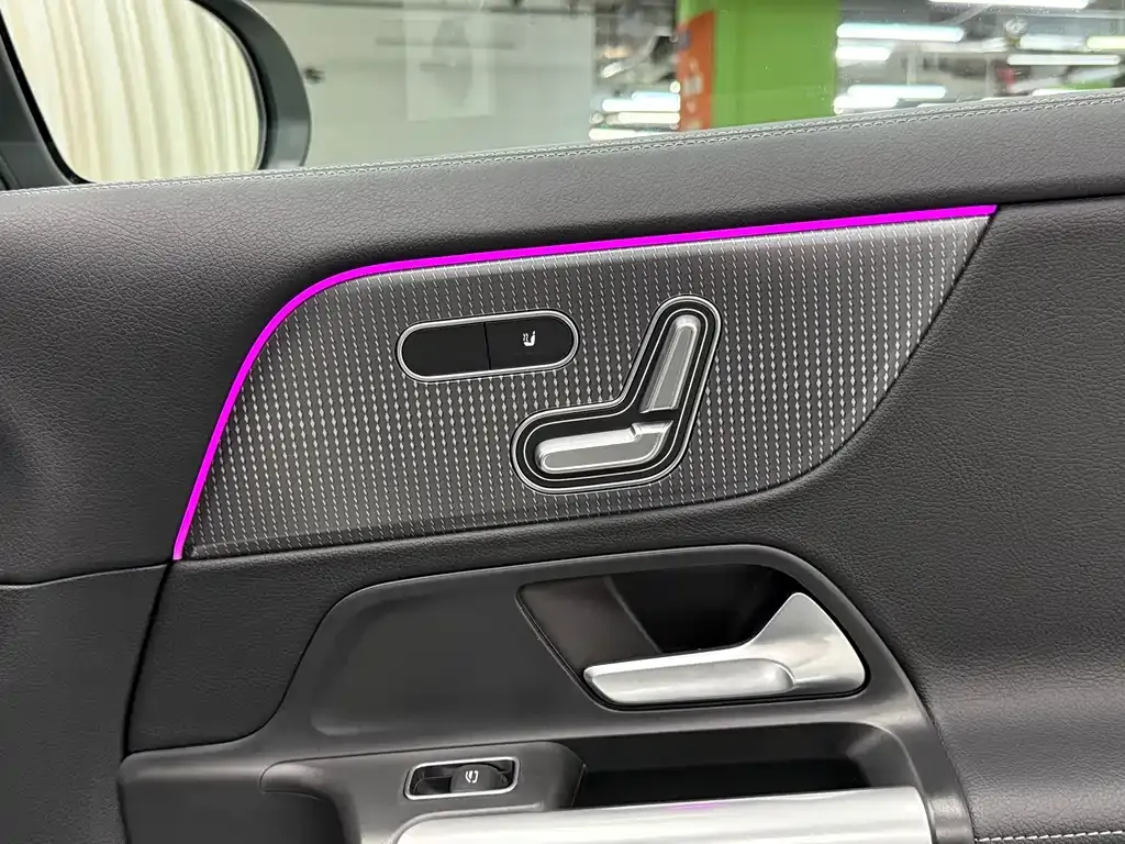Mercedes-Benz EQA — фото 10