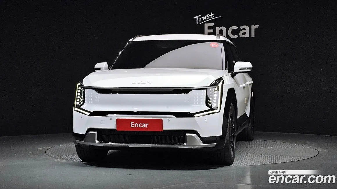 Kia EV9 — фото 3
