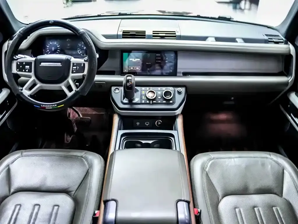 Land Rover Defender — фото 2