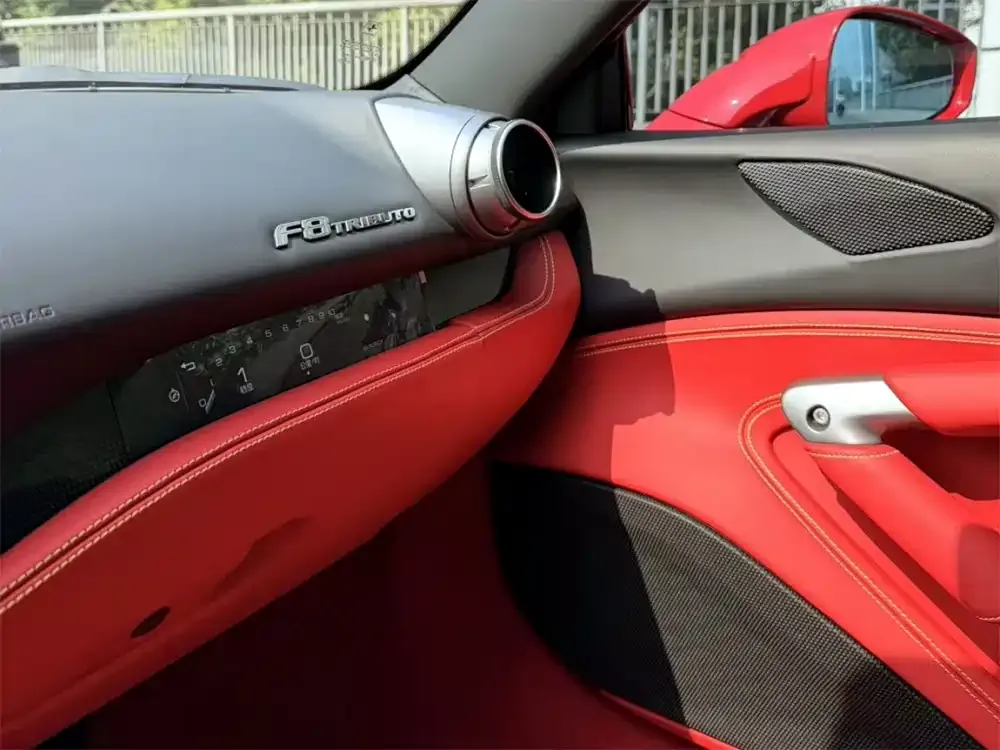 Ferrari F8 — фото 2