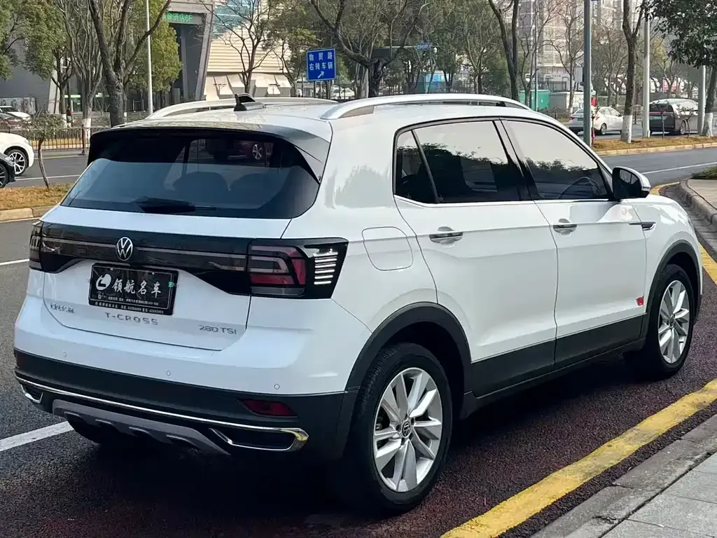 Volkswagen T-Cross — фото 3